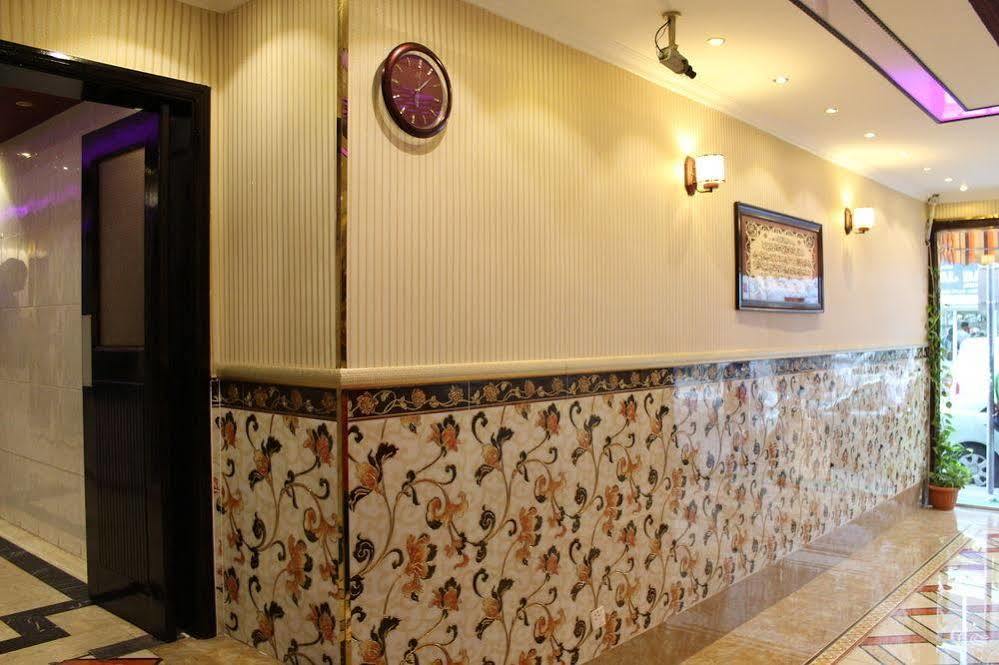 Sutchi Hotel Dubai Luaran gambar