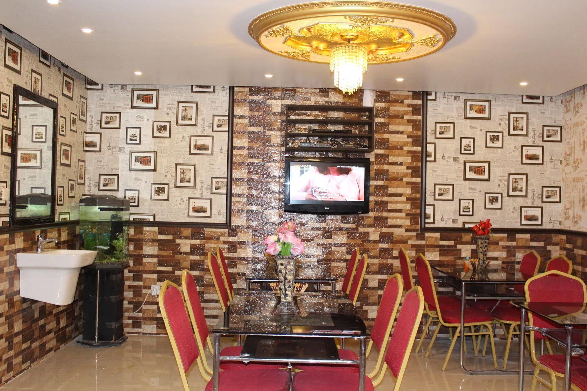Sutchi Hotel Dubai Luaran gambar