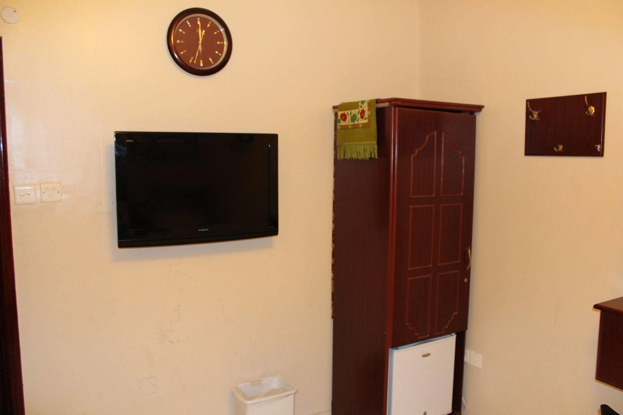 Sutchi Hotel Dubai Luaran gambar