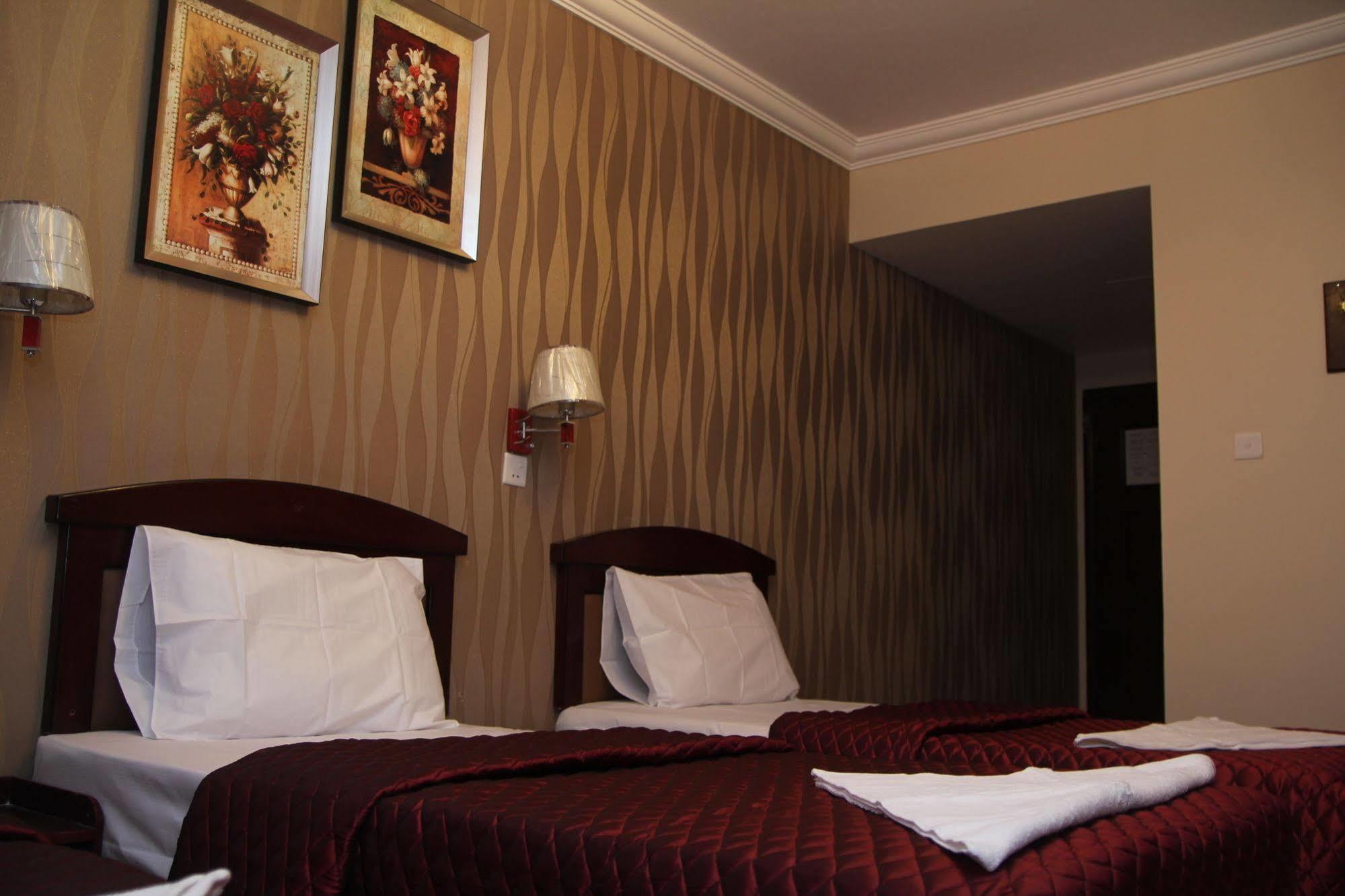 Sutchi Hotel Dubai Luaran gambar